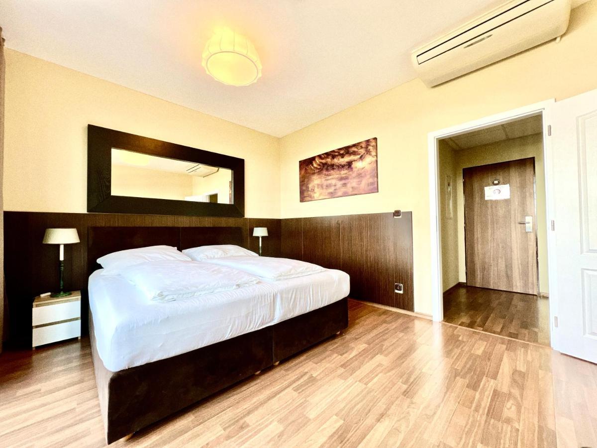Balu Apartments Πράγα Εξωτερικό φωτογραφία
